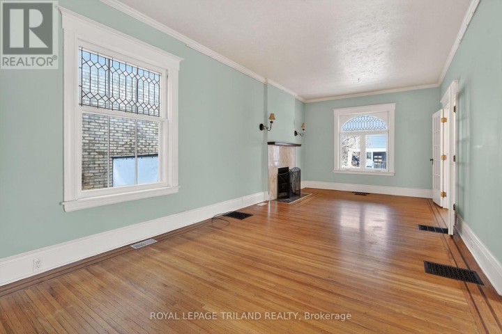 Photo 6 at 40 Metcalfe Street, St. Thomas