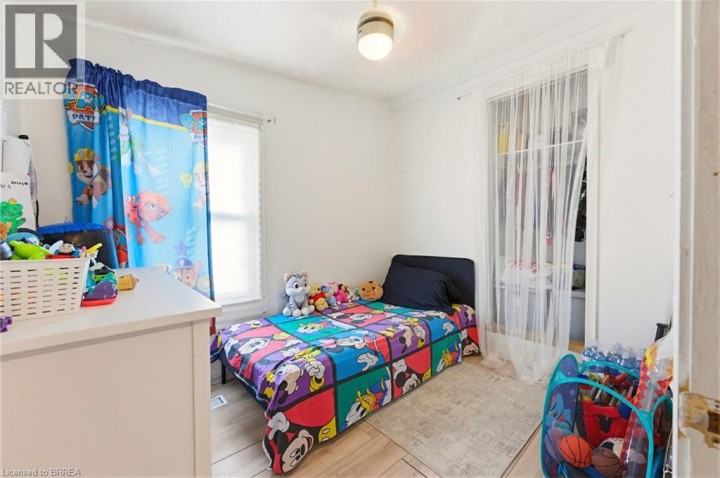 Photo 12 at 12 Marlborough Street, Downtown Core, Brantford