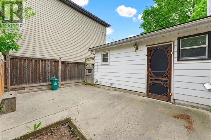 Photo 16 at 12 Marlborough Street, Downtown Core, Brantford