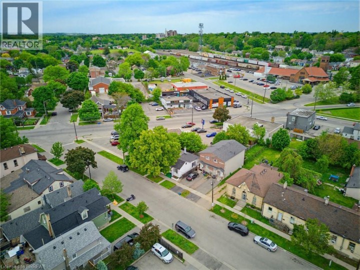 Photo 19 at 12 Marlborough Street, Downtown Core, Brantford