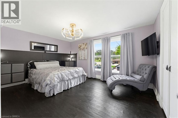 Photo 19 at 28 Norwich Street, Old West Brant, Brantford
