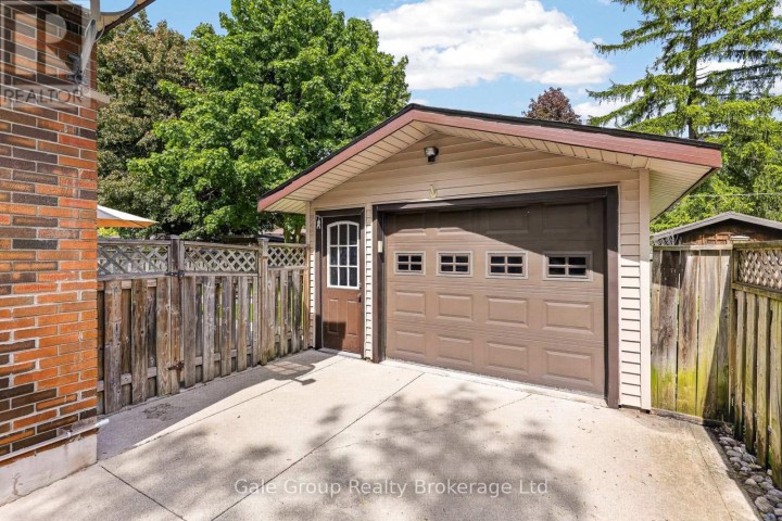 Photo 8 at 308 Willowgrove Crescent, Woodstock - North, Woodstock