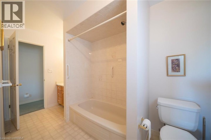 Photo 16 at 23 Trillium Way, Brier Park, Brantford