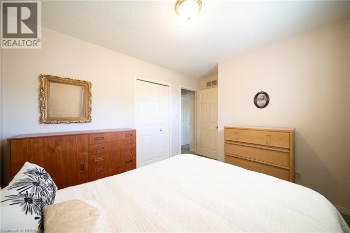 Photo 18 at 23 Trillium Way, Brier Park, Brantford
