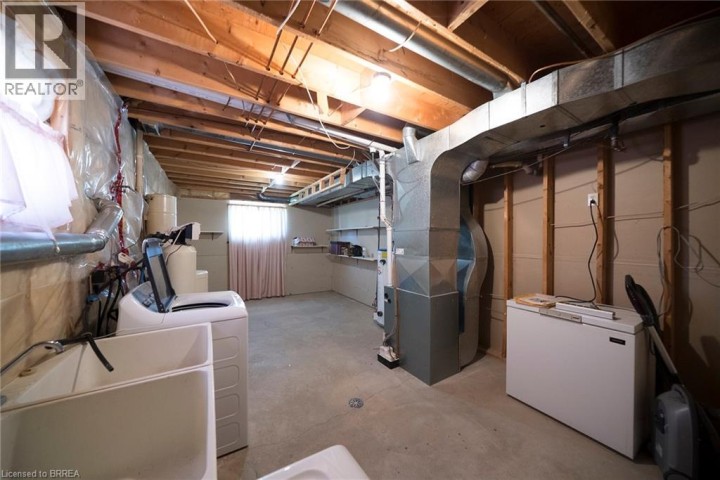 Photo 28 at 23 Trillium Way, Brier Park, Brantford
