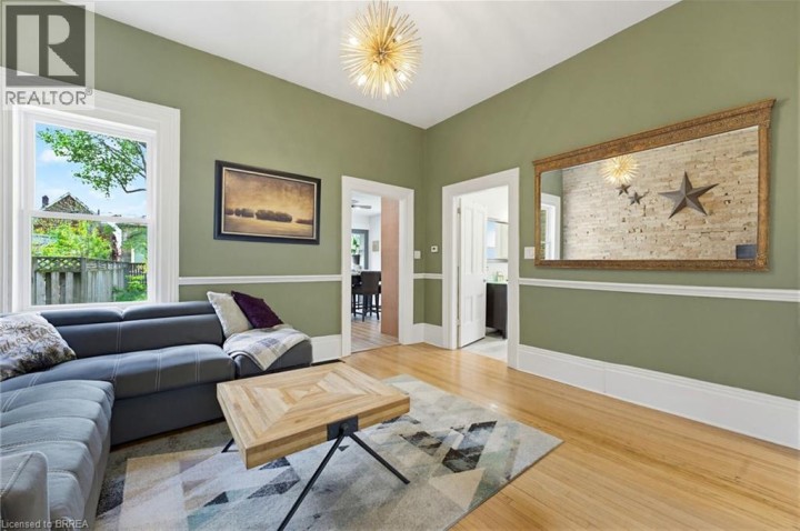 Photo 8 at 146 William Street, North Ward, Brantford