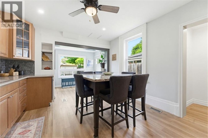Photo 9 at 146 William Street, North Ward, Brantford