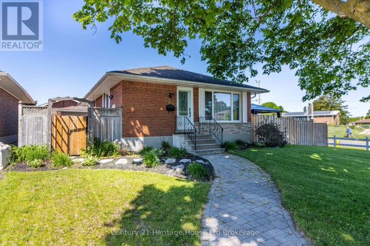 Photo 1 at 153 N Springbank Avenue, Woodstock - North, Woodstock