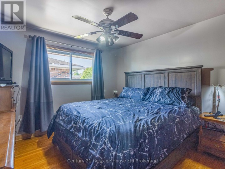 Photo 17 at 153 N Springbank Avenue, Woodstock - North, Woodstock