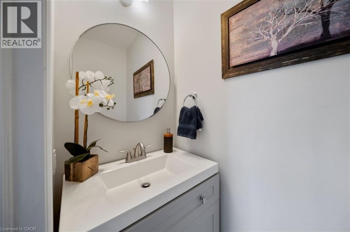 Photo 8 at B - 3 Lloyd Street, Echo Place, Brantford