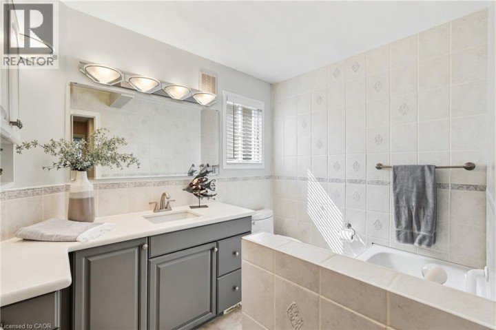 Photo 22 at 45 Tanglewood Terrace, Brier Park, Brantford