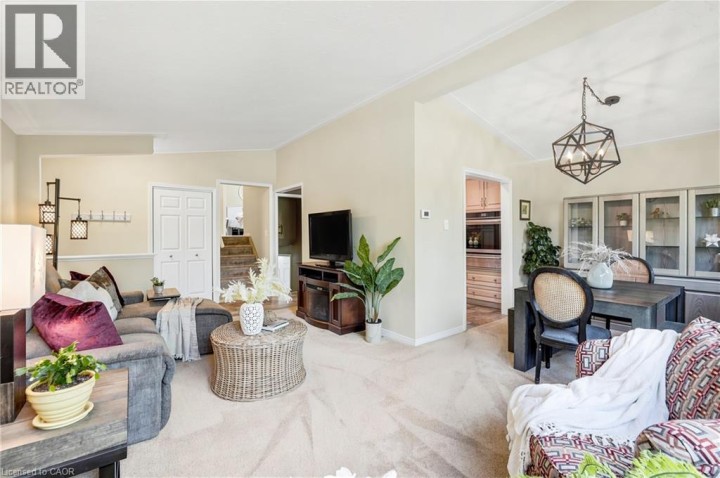 Photo 9 at 45 Tanglewood Terrace, Brier Park, Brantford