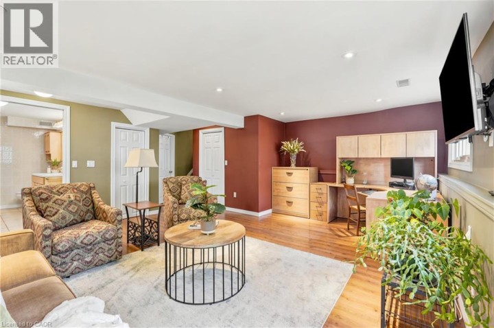 Photo 24 at 45 Tanglewood Terrace, Brier Park, Brantford