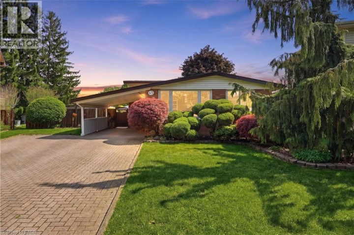 Photo 1 at 45 Tanglewood Terrace, Brier Park, Brantford