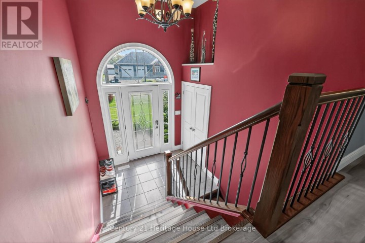 Photo 7 at 9 N West Street, Springford, Norwich