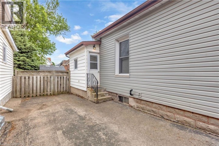 Photo 25 at 16 Ruth Street, Eagle Place East, Brantford