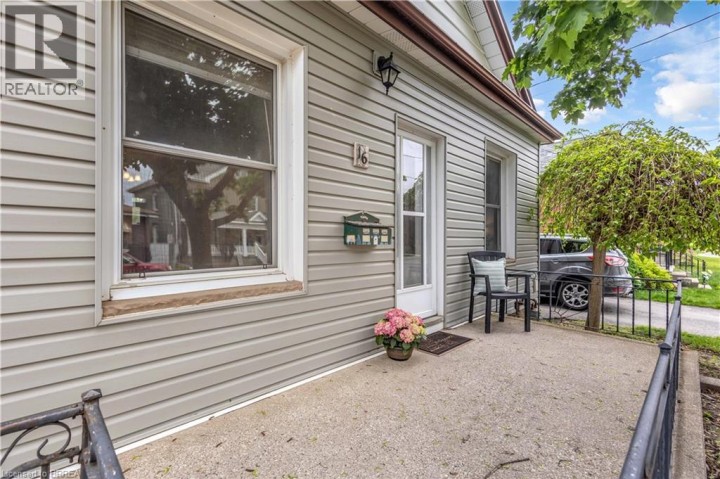 Photo 4 at 16 Ruth Street, Eagle Place East, Brantford