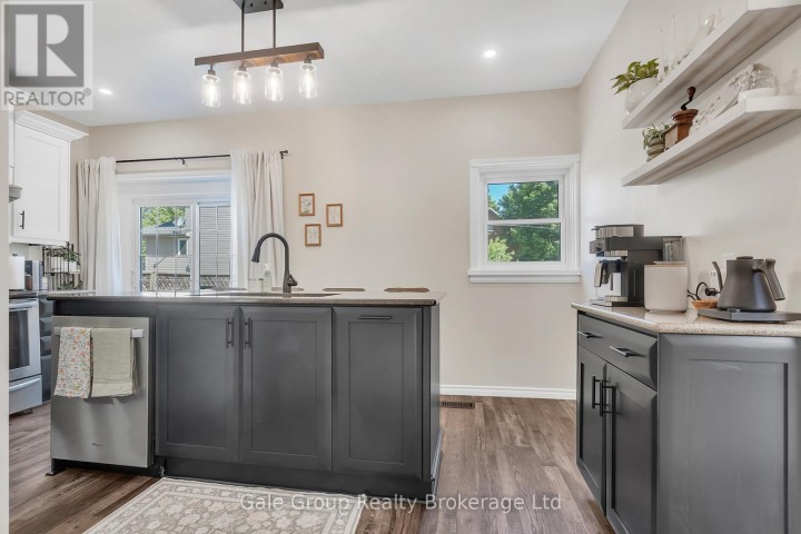 Photo 10 at 577 George Street, Woodstock - North, Woodstock