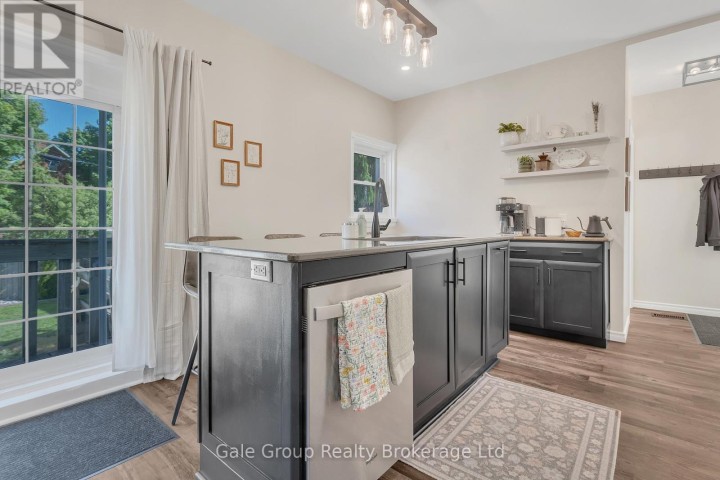 Photo 15 at 577 George Street, Woodstock - North, Woodstock