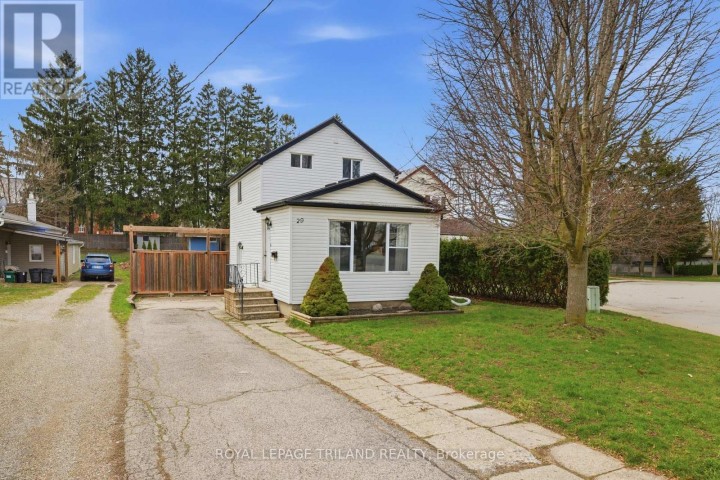 Photo 1 at 29 Marlboro Street, Woodstock - North, Woodstock