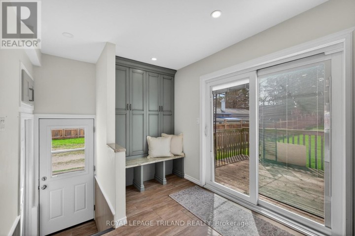 Photo 18 at 29 Marlboro Street, Woodstock - North, Woodstock