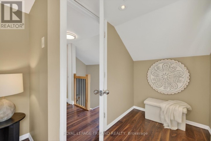 Photo 22 at 29 Marlboro Street, Woodstock - North, Woodstock