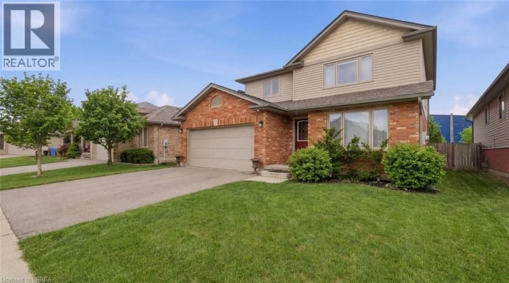 Photo 2 at 40 Mission Road, Mission Estates, Brantford