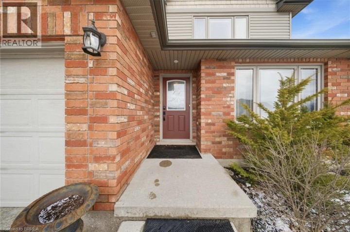 Photo 3 at 40 Mission Road, Mission Estates, Brantford