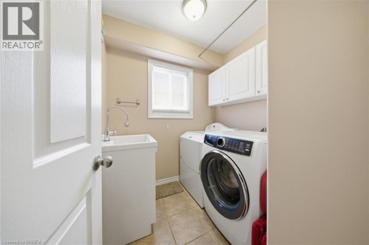 Photo 8 at 40 Mission Road, Mission Estates, Brantford