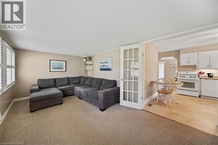 Photo 16 at 111 Tollgate Road, Sky Acres, Brantford