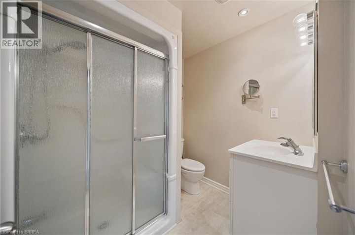 Photo 25 at 111 Tollgate Road, Sky Acres, Brantford