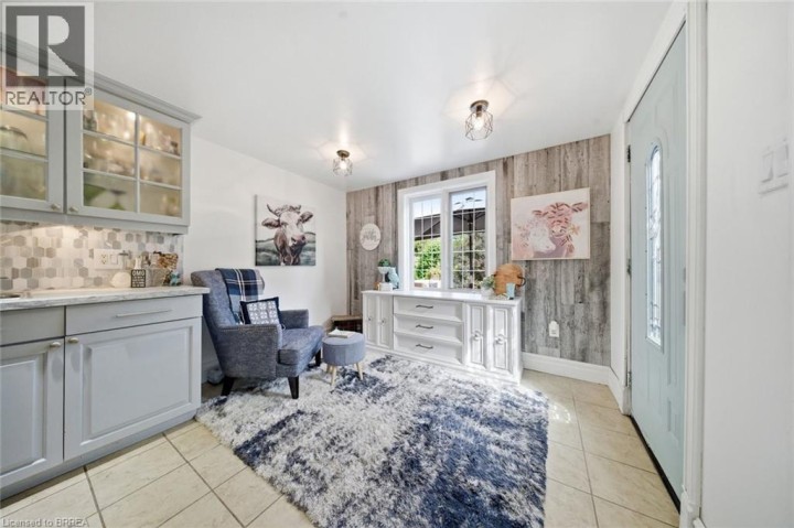 Photo 14 at 62 East Avenue, Victoria / Arthur, Brantford