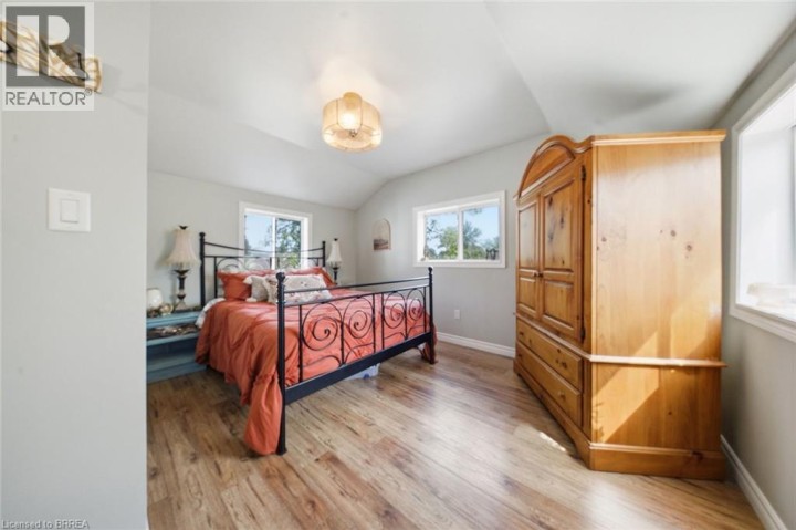 Photo 23 at 62 East Avenue, Victoria / Arthur, Brantford