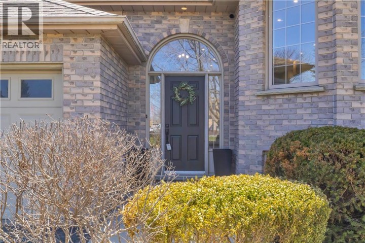 Photo 5 at 5 Bradbury Crescent, Innerkip (Fair Grounds), Woodstock