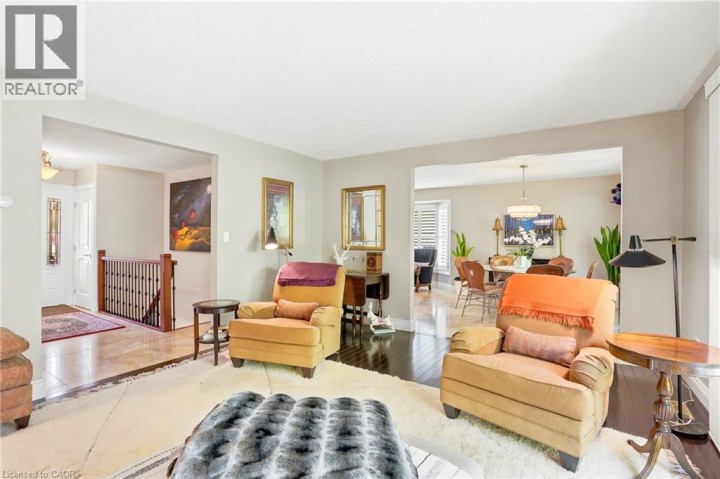 Photo 10 at 268 Memorial Drive, Brier Park, Brantford