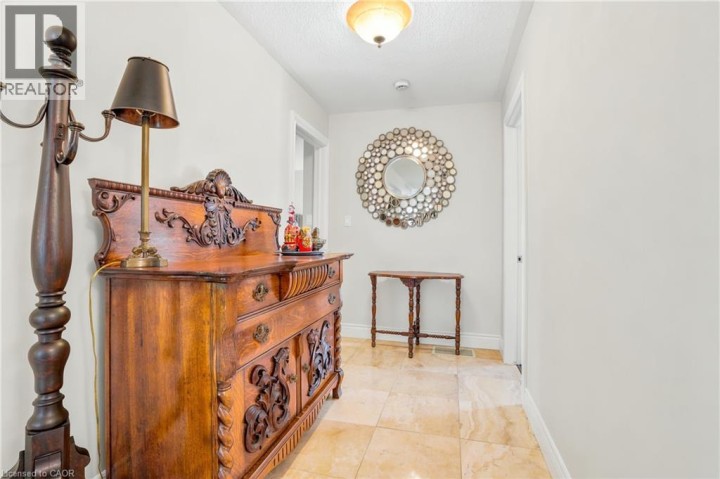 Photo 7 at 268 Memorial Drive, Brier Park, Brantford