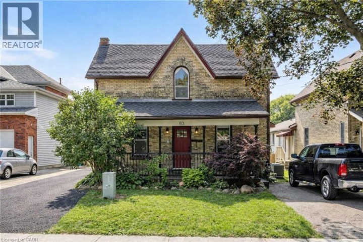 Photo 1 at 83 Oxford Street, Woodstock - North, Woodstock