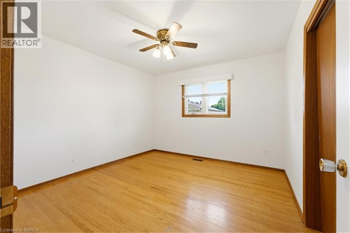 Photo 22 at 11 Marshall Street, Fairview / Greenbrier, Brantford