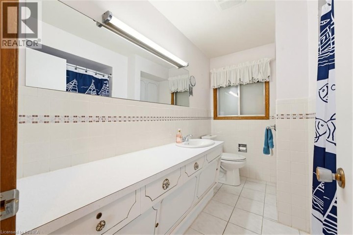 Photo 24 at 11 Marshall Street, Fairview / Greenbrier, Brantford