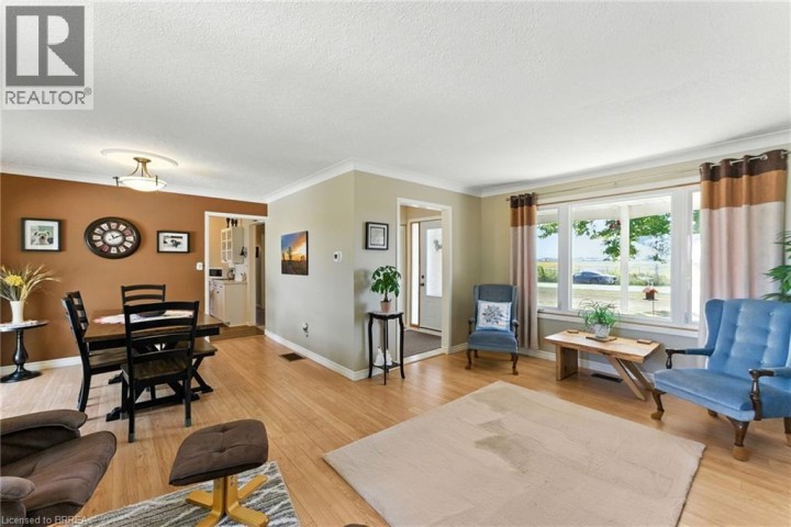 Photo 4 at 207 Robinson Road, Brant Pk / Rest Acres, Brantford