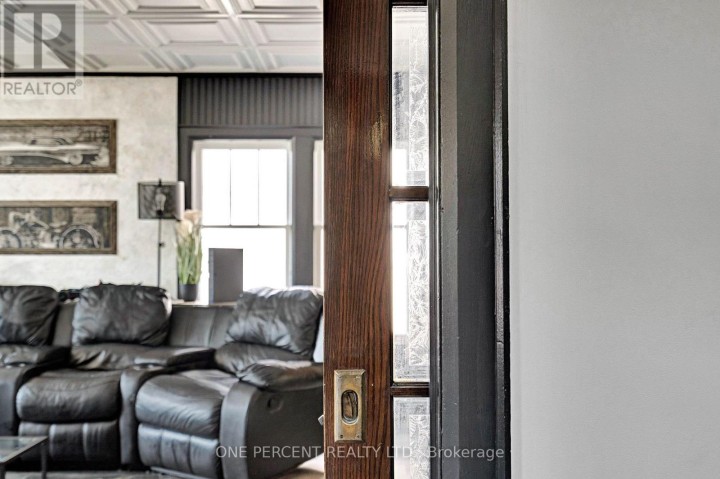 Photo 12 at 513 King Street, Woodstock - South, Woodstock