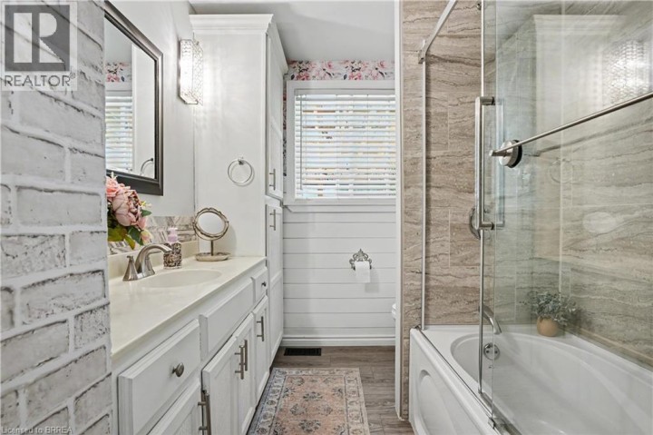 Photo 14 at 52 Lorne Avenue, Burford