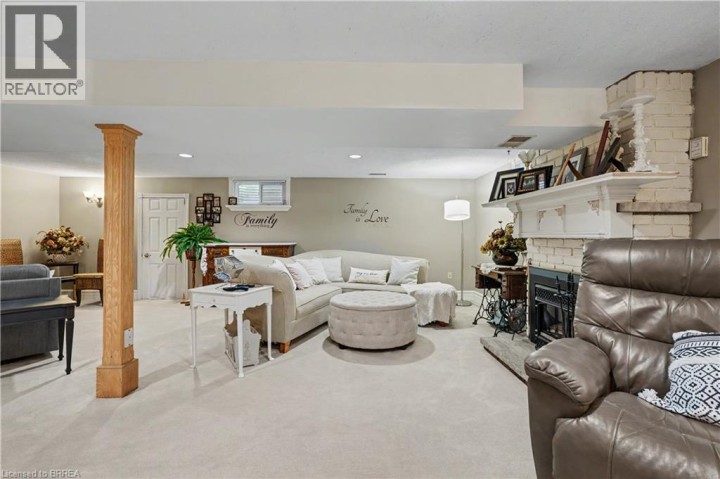Photo 15 at 52 Lorne Avenue, Burford