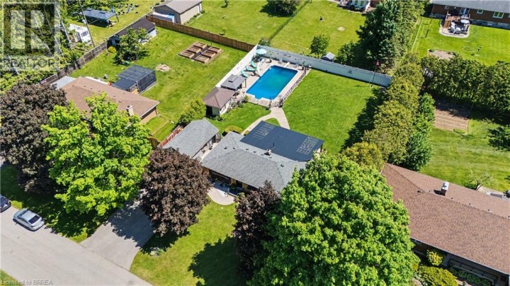 Photo 4 at 52 Lorne Avenue, Burford
