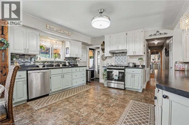 Photo 8 at 52 Lorne Avenue, Burford