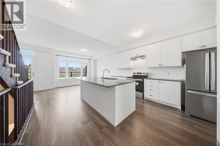 Photo 10 at 107 - 585 E Colborne Street, Victoria / Arthur, Brantford