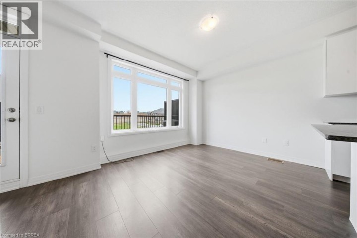 Photo 14 at 107 - 585 E Colborne Street, Victoria / Arthur, Brantford