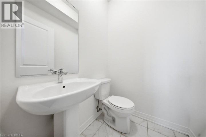 Photo 19 at 107 - 585 E Colborne Street, Victoria / Arthur, Brantford