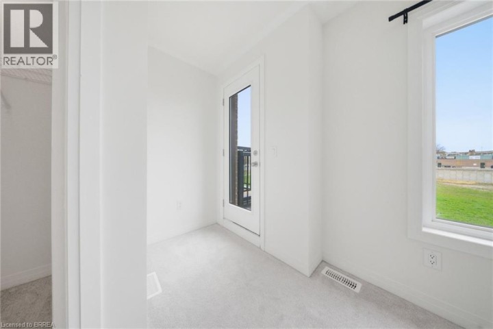 Photo 21 at 107 - 585 E Colborne Street, Victoria / Arthur, Brantford