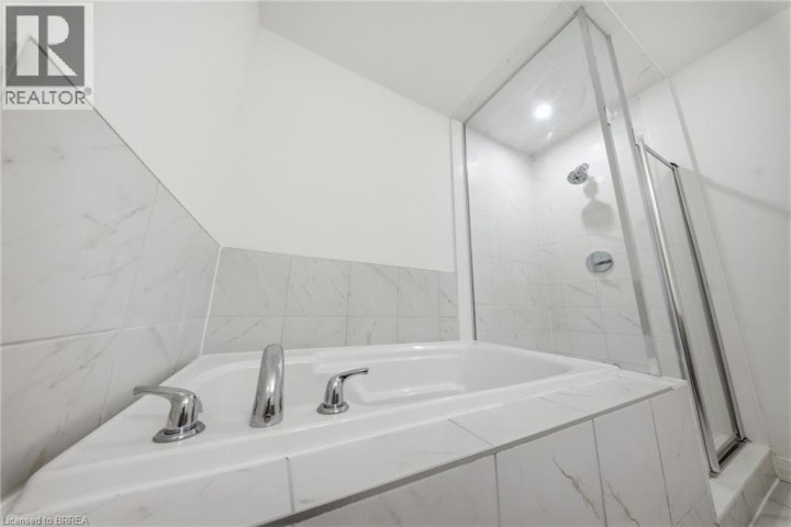 Photo 25 at 107 - 585 E Colborne Street, Victoria / Arthur, Brantford